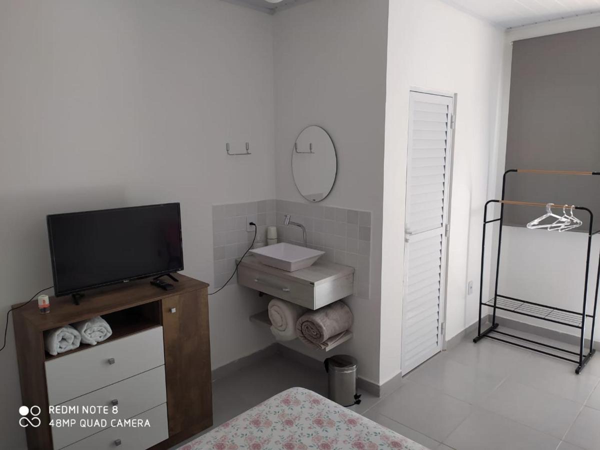 דירות Itajaí Pousada Casa Verde - Quartos Individuais - Smart Tv 32 - E Banheiro Privativo מראה חיצוני תמונה