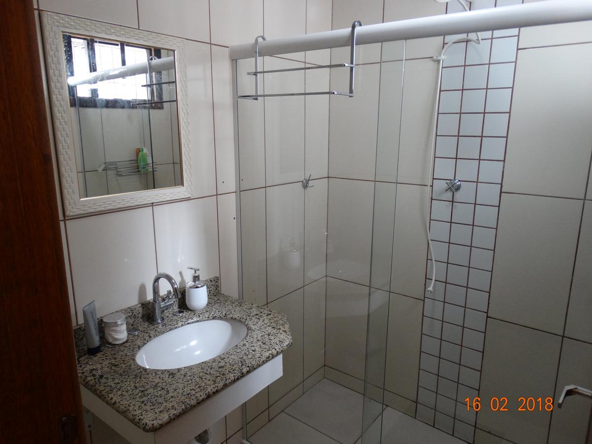 דירות Itajaí Pousada Casa Verde - Quartos Individuais - Smart Tv 32 - E Banheiro Privativo מראה חיצוני תמונה